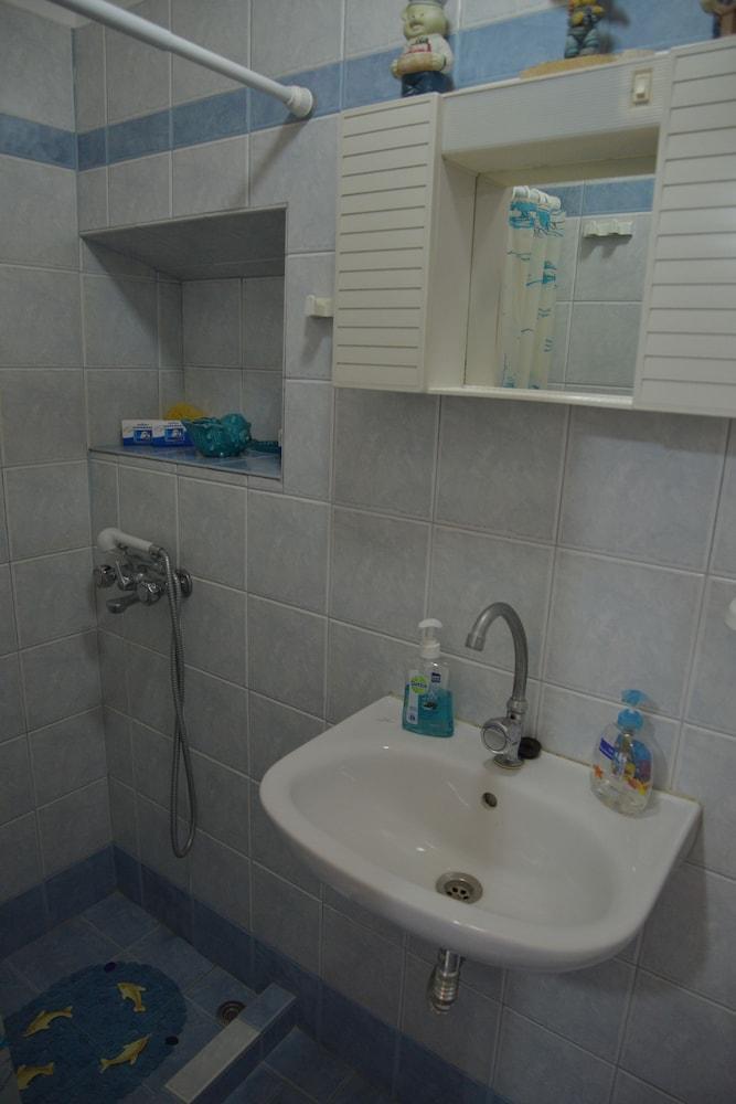 Erginas Boat House Appartement Plaka  Buitenkant foto