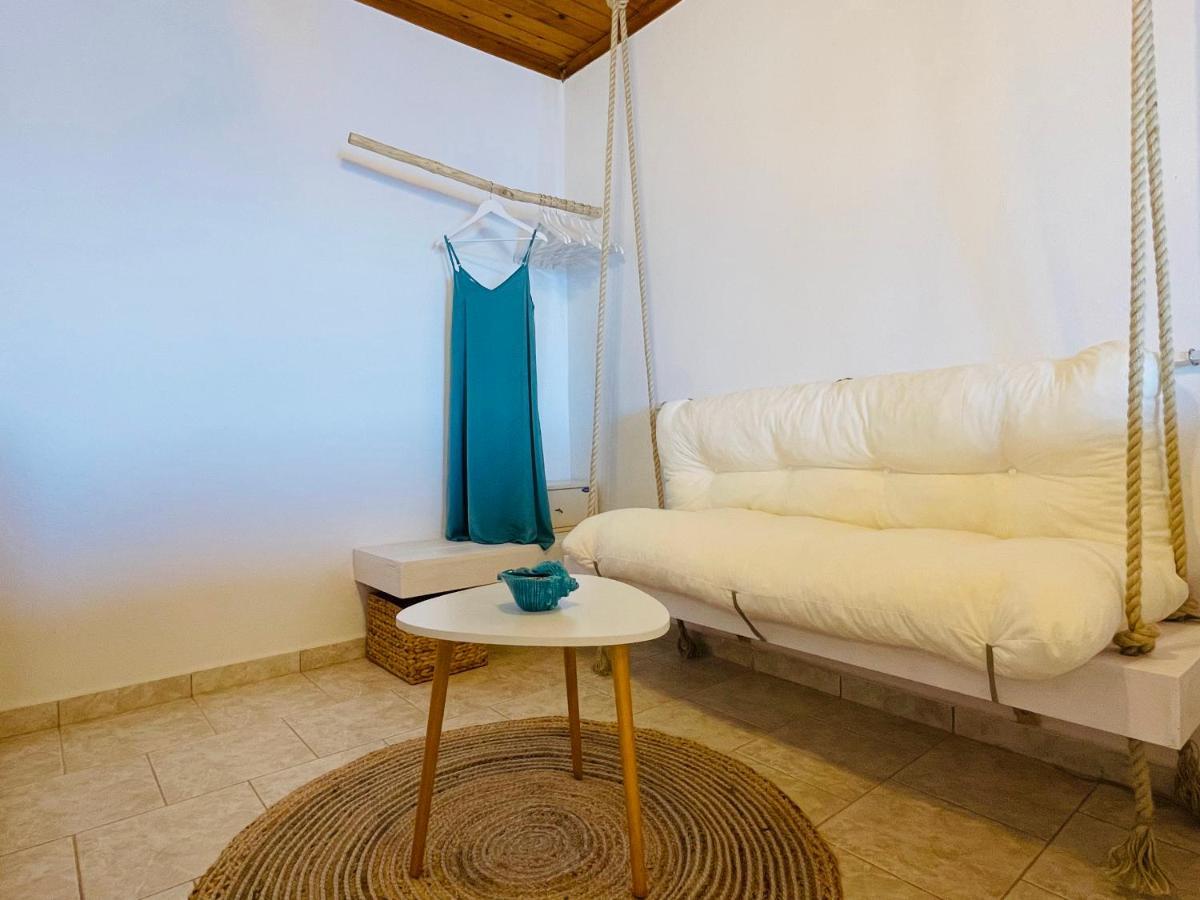 Erginas Boat House Appartement Plaka  Buitenkant foto
