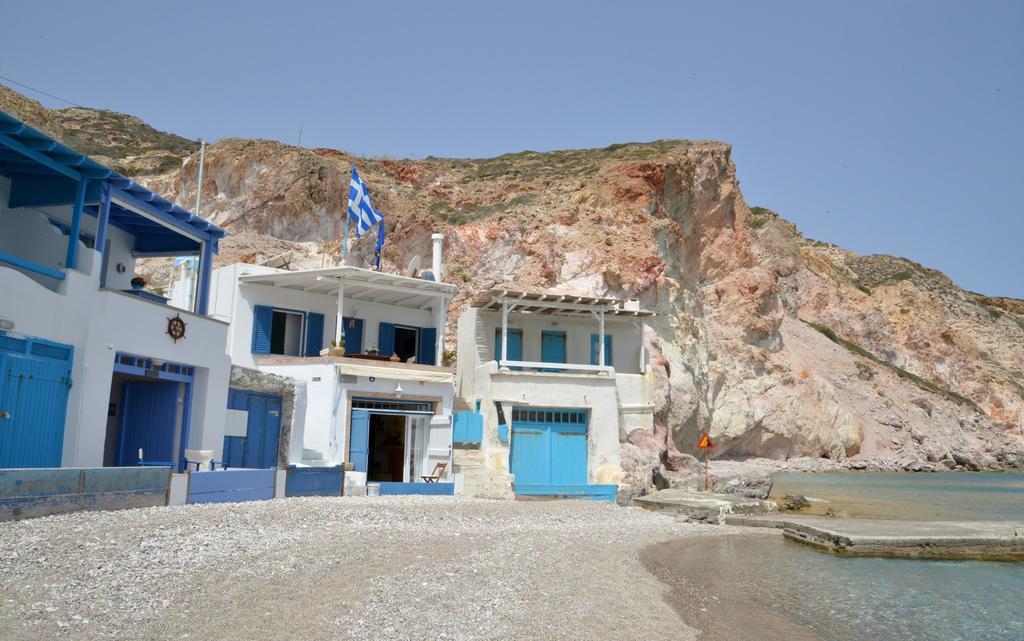 Erginas Boat House Appartement Plaka  Buitenkant foto