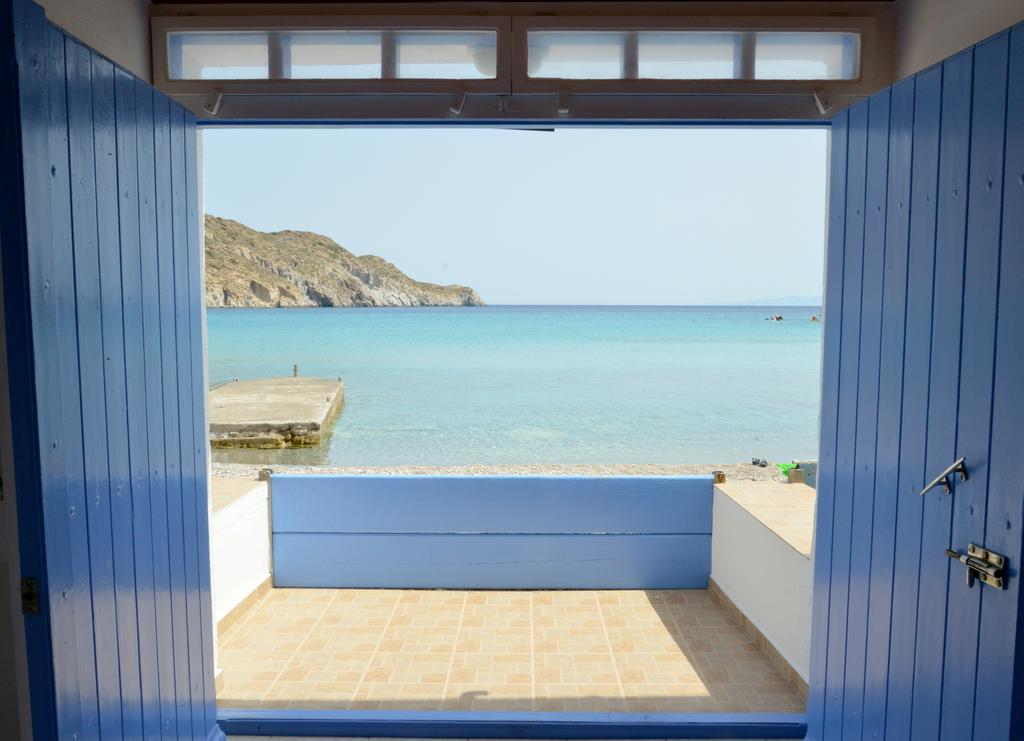 Erginas Boat House Appartement Plaka  Buitenkant foto